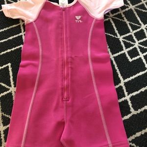 TYR neoprene wet suit 2T